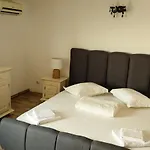 Casa Tineretului 50 ゲストハウス