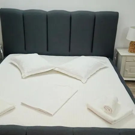 Casa Tineretului 50 Pensjonat Costinesti