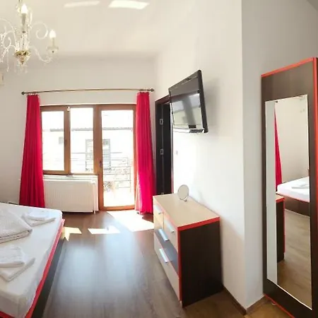 Casa Tineretului 50