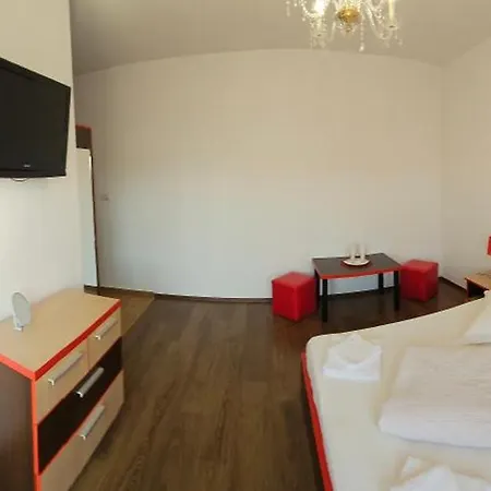 Casa Tineretului 50 Pensjonat 3*