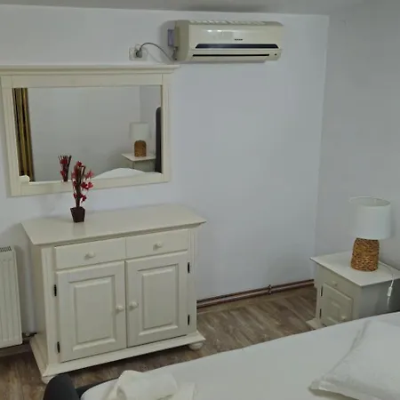 Casa Tineretului 50 3* Costinesti