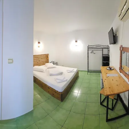 Casa Tineretului 50 Pensjonat 3*