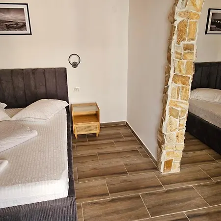 Casa Tineretului 50