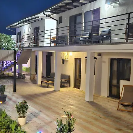Casa Tineretului 50 Pensjonat 3*